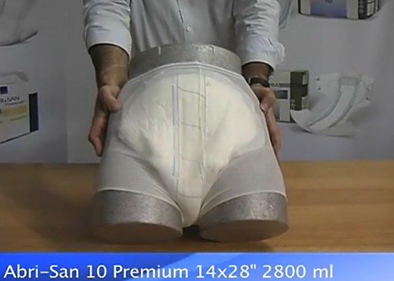Урологические прокладки-памперсы Abri-San Premium 10 на манекене